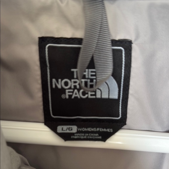 The North Face Aconcagua Jacket - Picture 3 of 6